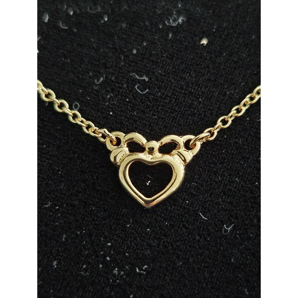 VTG 1989 Avon Golden Hearts Necklace Kids Gold Tone Bow Detail NIB